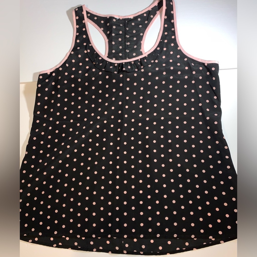Tank top/silky material/no tags